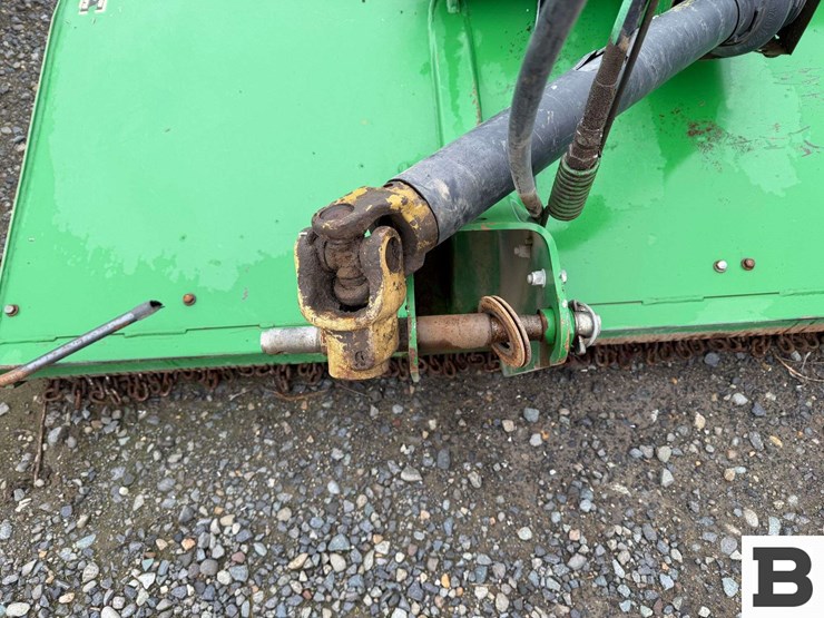 2019-john-deere-8-image-6