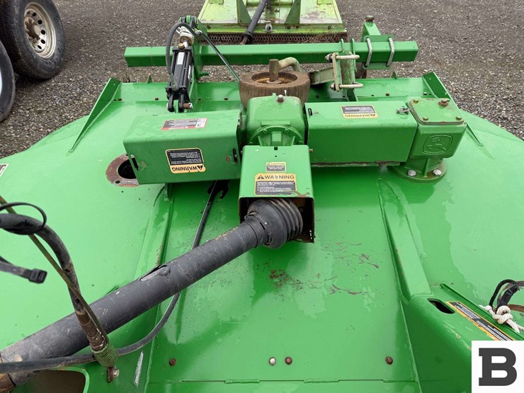 2019-john-deere-8-image-8