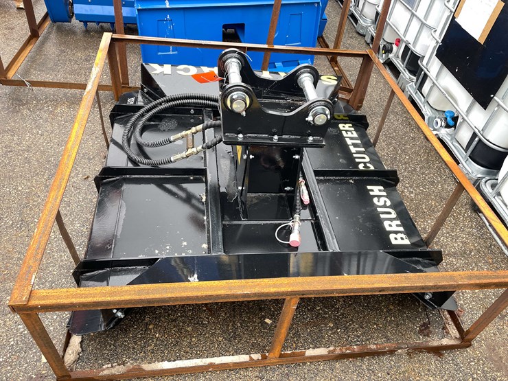 caterpillar-305-image-11