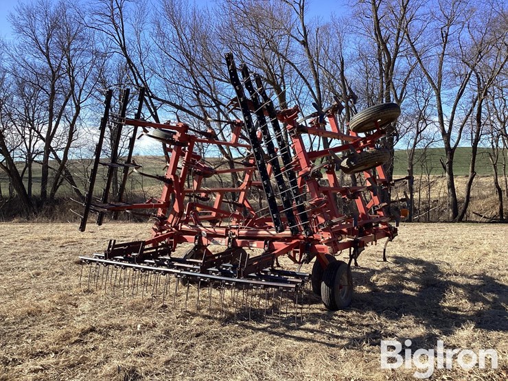 case-ih-4300-image-5