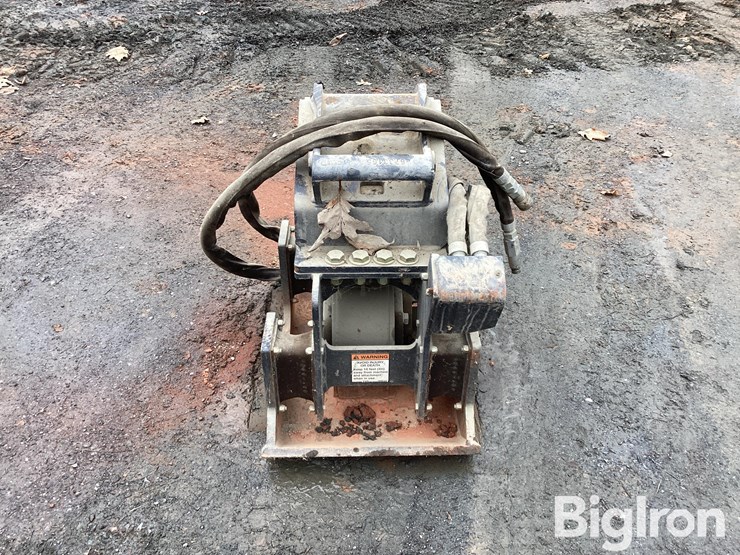 2012-bobcat-e35-image-8