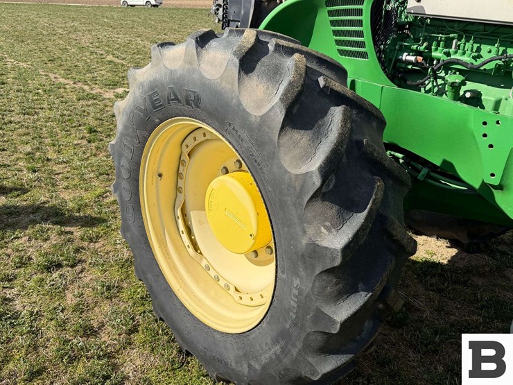 2010-john-deere-7930-image-30
