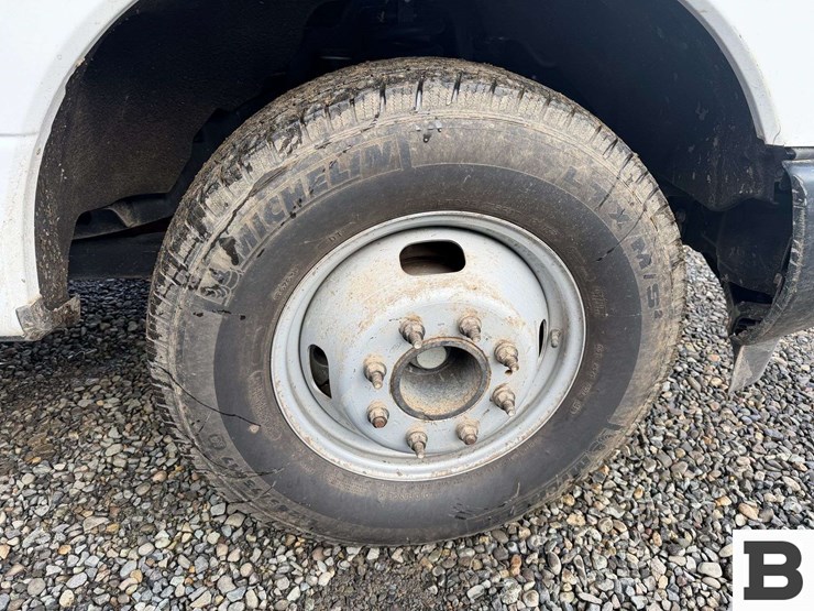 2019-ford-f350-image-16