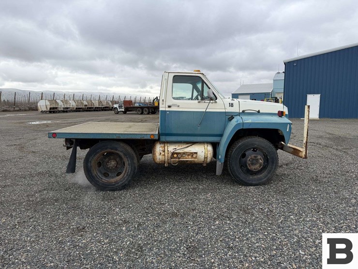 1988-ford-f600-image-6