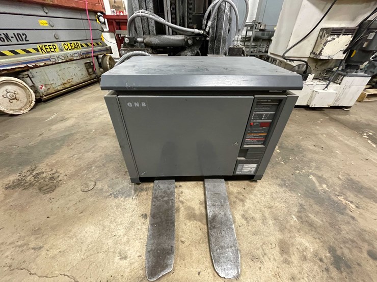 #1230-•-toyota-electric-forklift-(shawano,-wi)-image-34