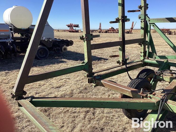 john-deere-1610-image-16