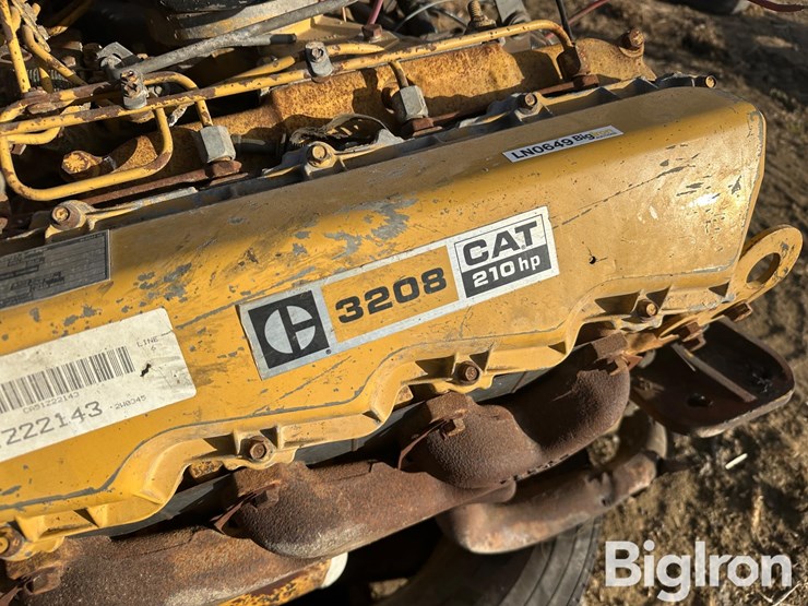caterpillar-3208-image-9
