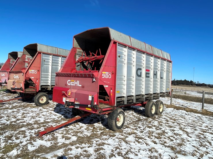 gehl-980-image-1