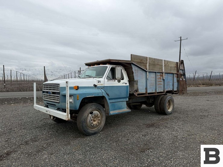 1992-ford-f700-image-1