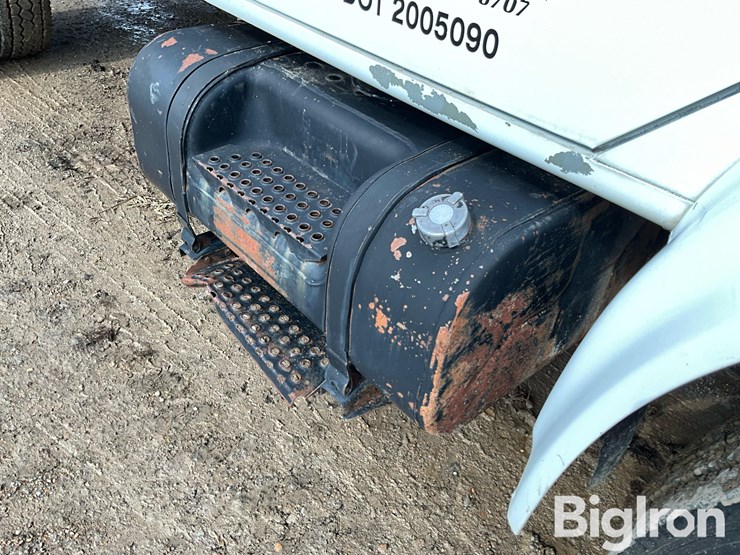 1999-international-4700-image-17