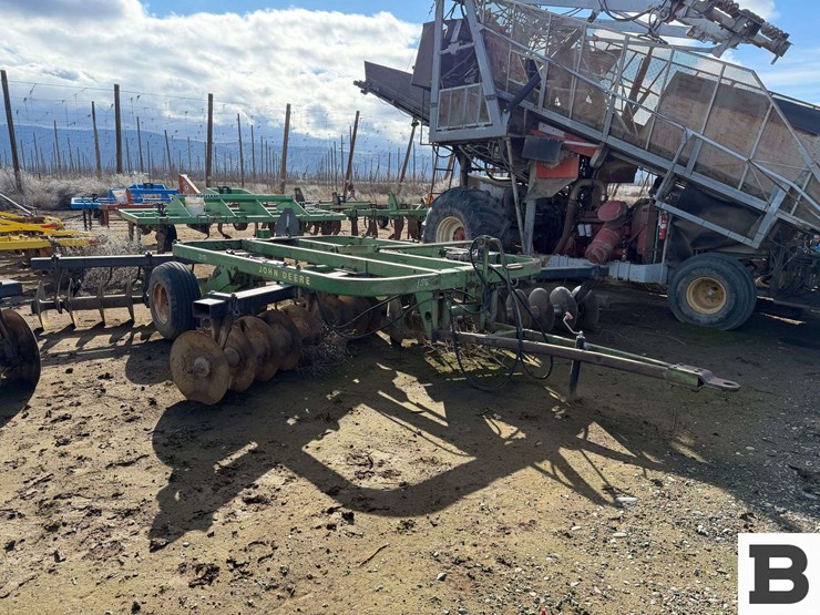 john-deere-455-image-35