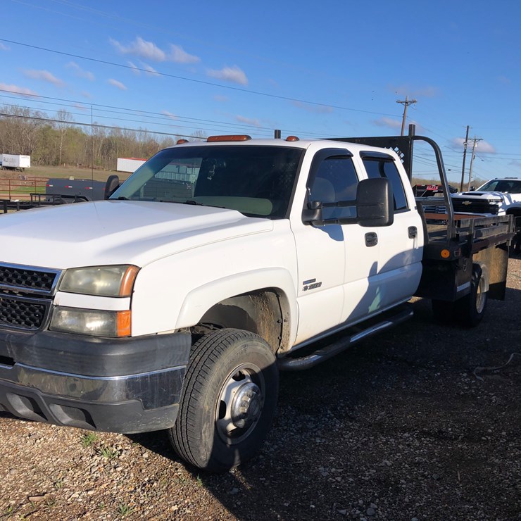 2006 CHEVROLET 3500