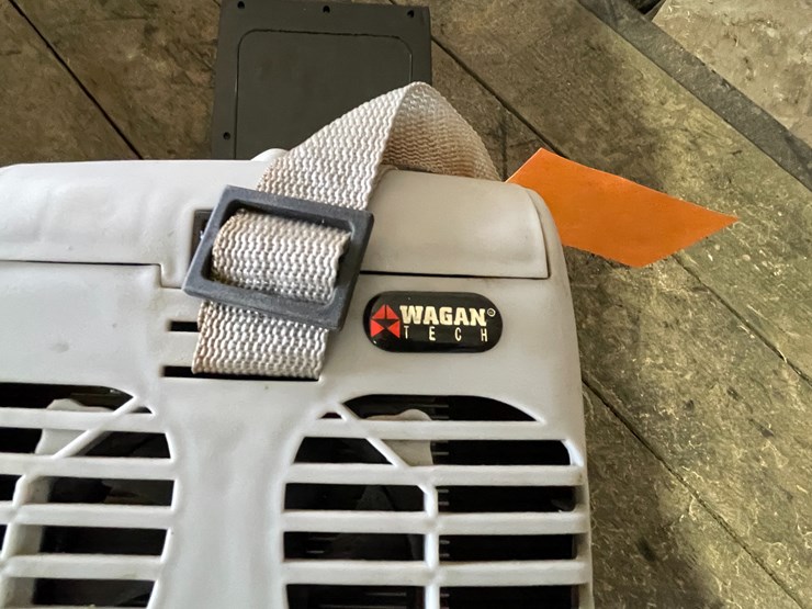 #7215-•-wagan-tech-electric-cooler-image-7