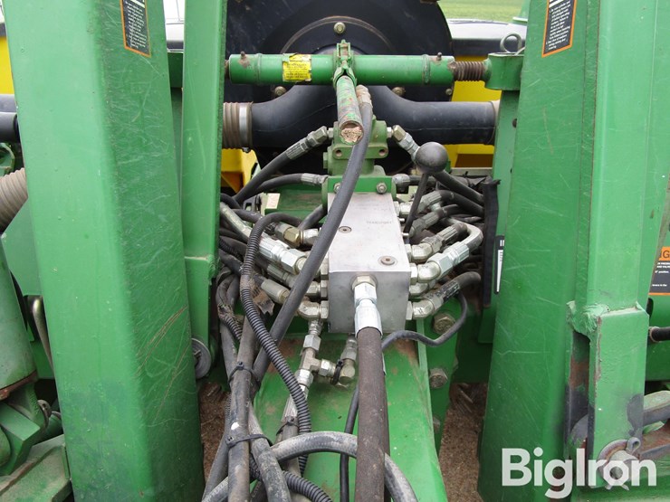 john-deere-1760-image-12