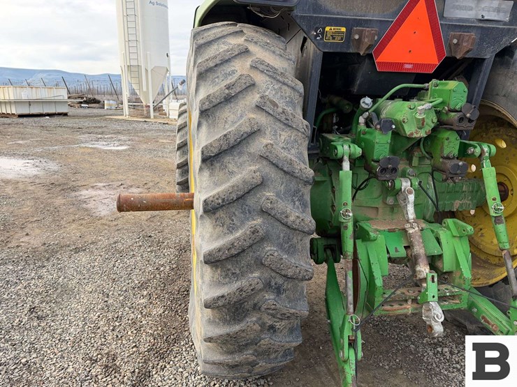 1989-john-deere-4755-image-21