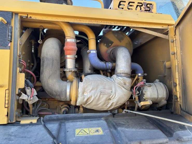 caterpillar-143h-image-67