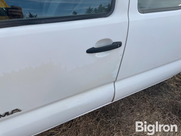 2005-toyota-tacoma-image-17