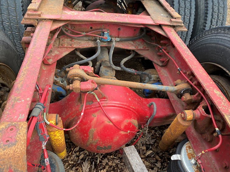 #1152-•-1994-white-gmc-tandem-axle-semi-(has-wi-title)-(non-runner)-(shawano,-wi)-image-18