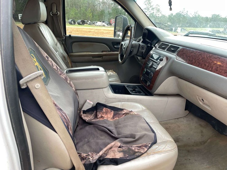 2008-chevrolet-silverado-3500-image-18