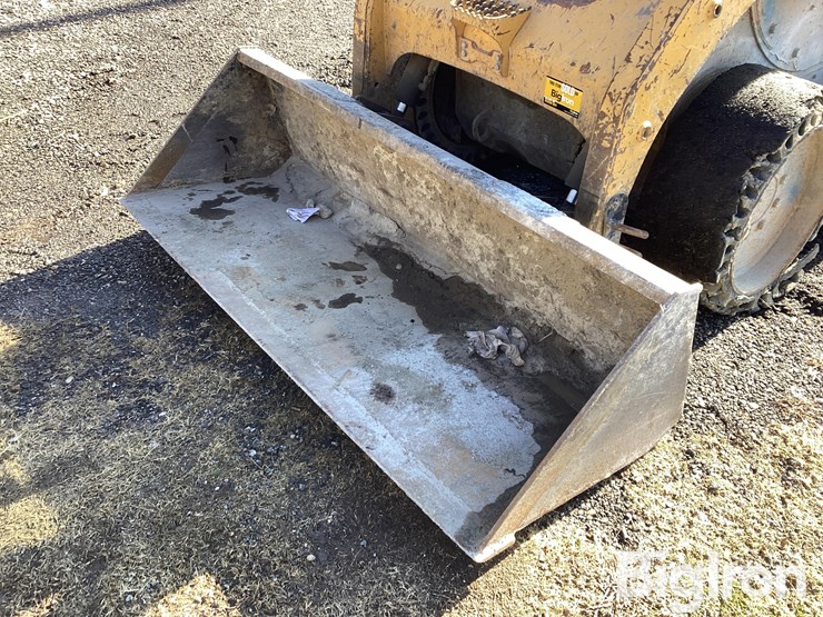 2012-caterpillar-236b3-image-11