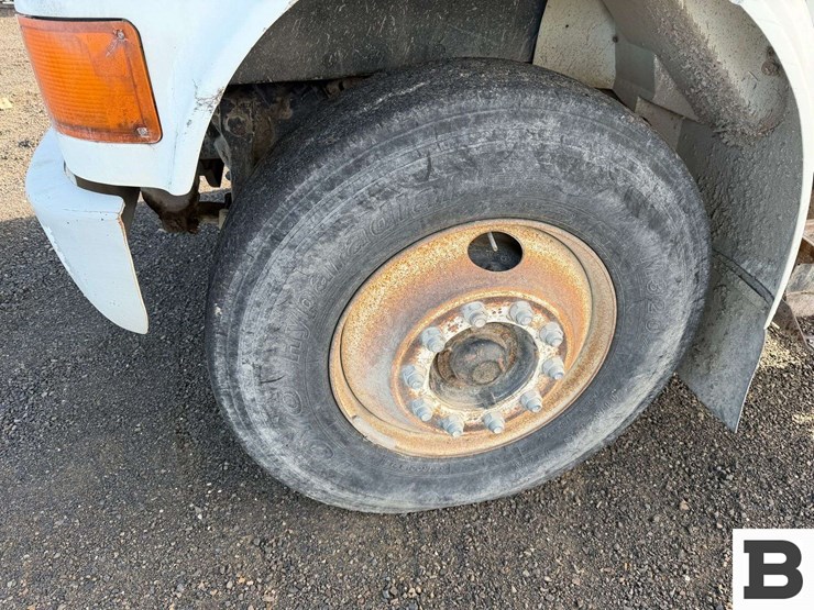 1995-international-4900-image-7