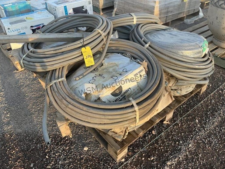 pallet-of-assorted-conduit-image-1