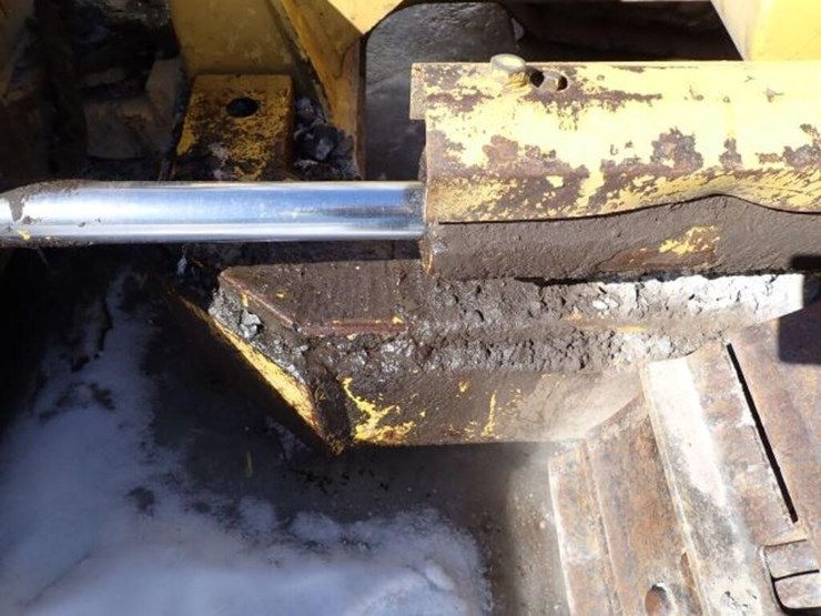 1998-komatsu-d21a-image-31