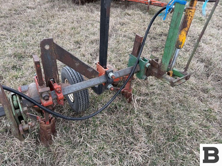 mechanical-ditcher-image-14