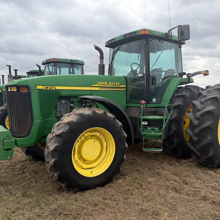 2001 JOHN DEERE 8310