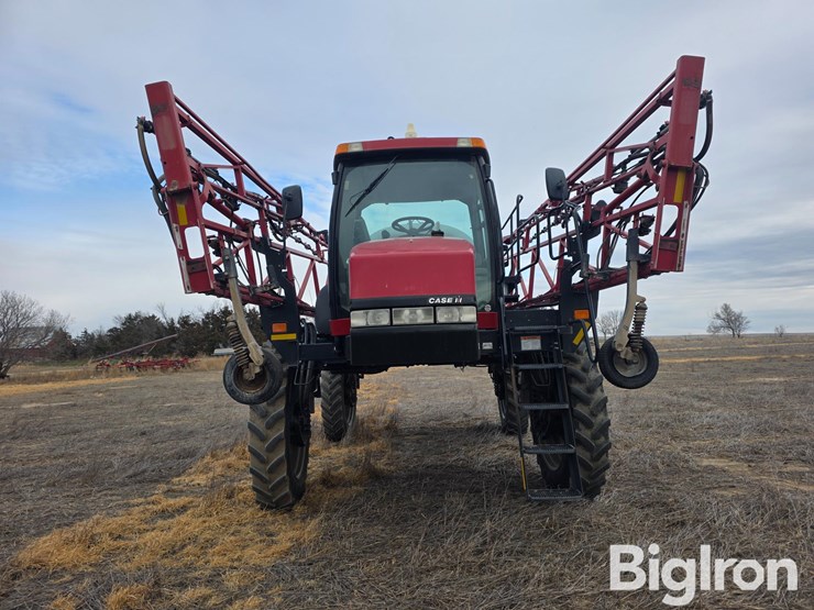 2009-case-ih-patriot-3230-image-2