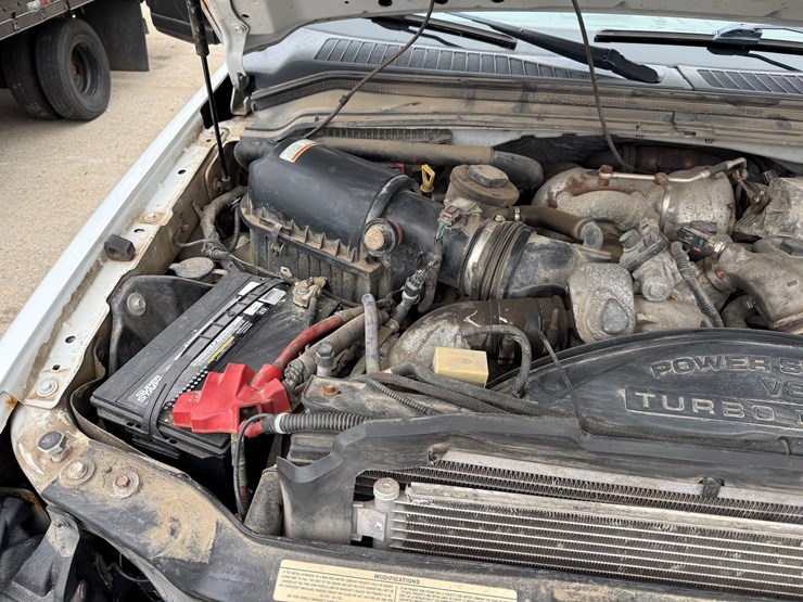 2010-ford-f350-image-35