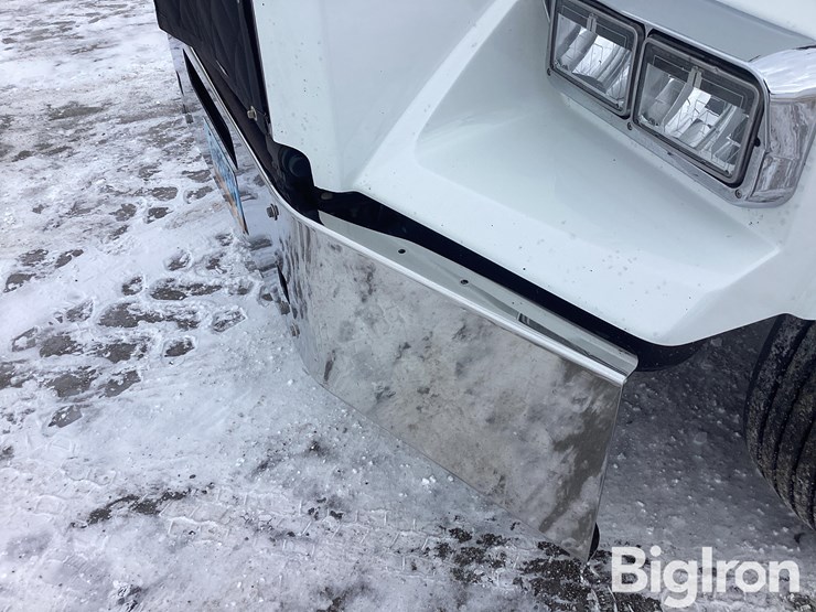 2020-kenworth-t800-image-11