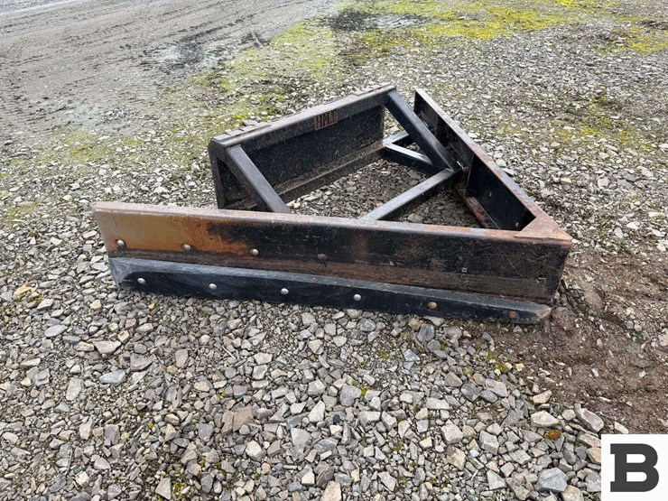 skid-steer-attachment-v-blade---albany,-or-image-2