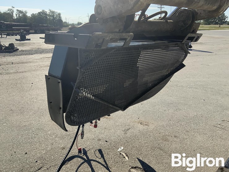 2025-massey-ferguson-730-image-18