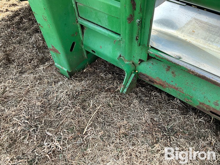 john-deere-a-image-13