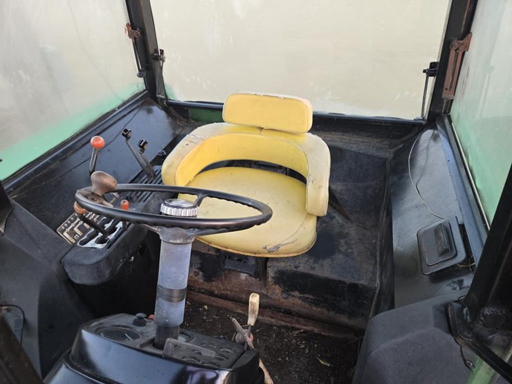 john-deere-4230-image-21