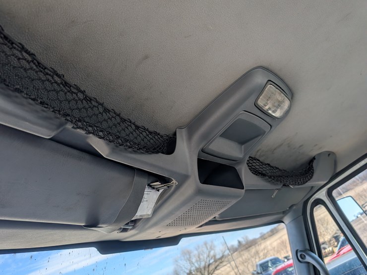 2006-international-durastar-4300-image-25