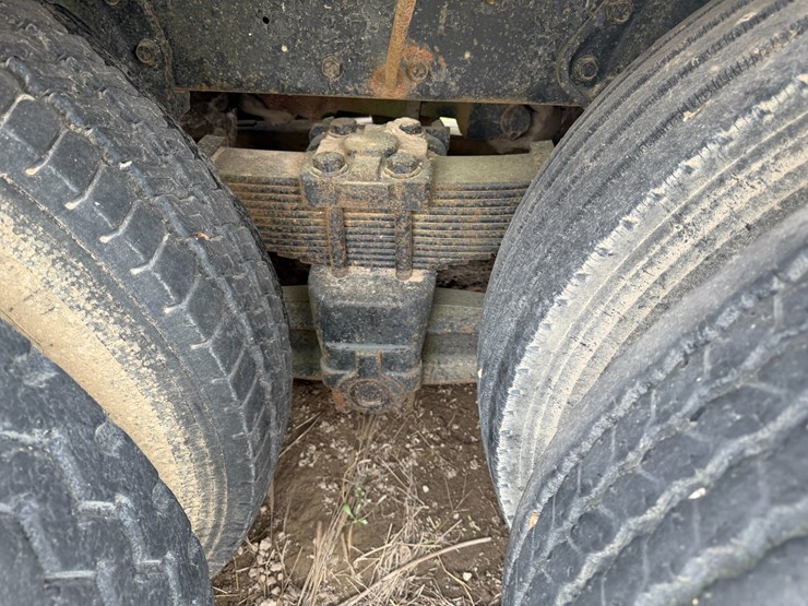 #41247-•-inop-1978-international-f-2275-daycab-truck-image-19