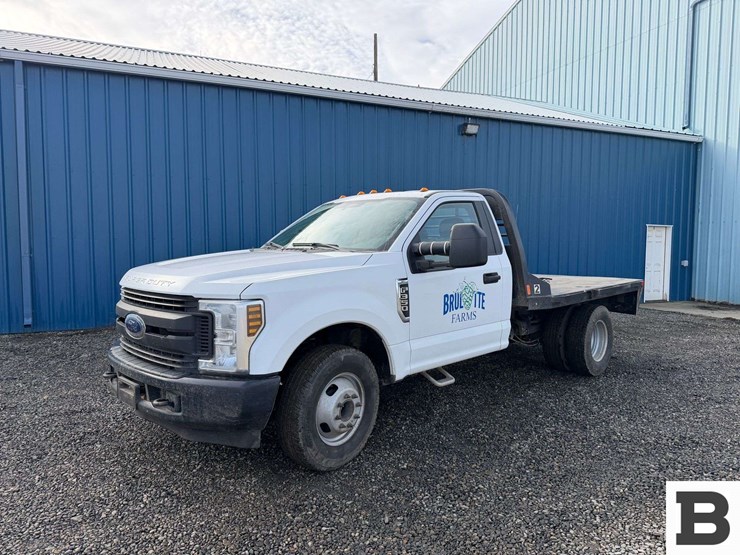 2019-ford-f350-image-2