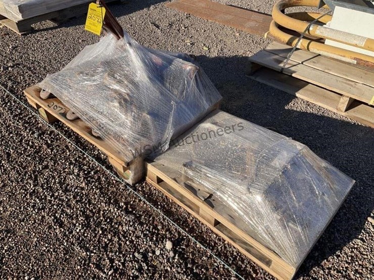 2-pallets-of-assorted-tiedown-equipment-image-1