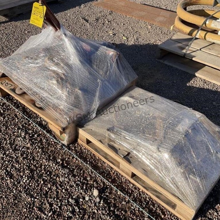 2 PALLETS OF ASSORTED TIEDOWN EQUIPMENT