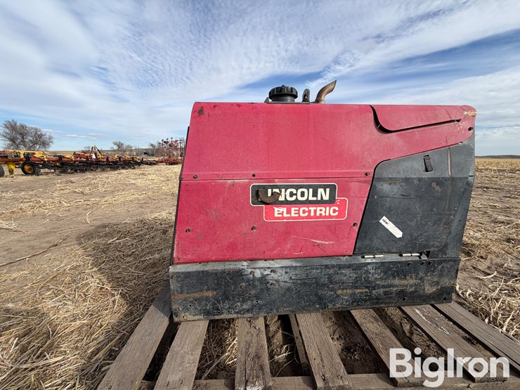 lincoln-electric-ranger-250-image-19