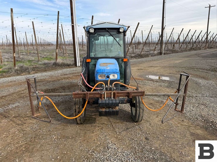 2008-new-holland-tn85fa-image-8