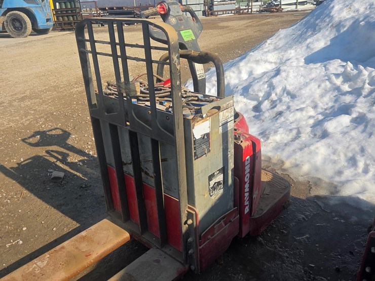 raymond-8400-image-11