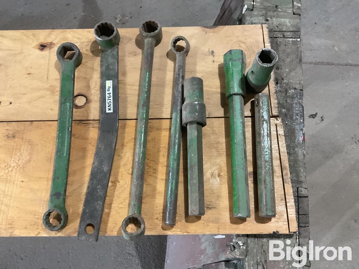 john-deere-7-image-4