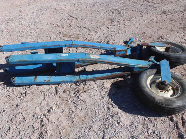 #2033-•-two-7ft-*ford*-lift-assists-image-2