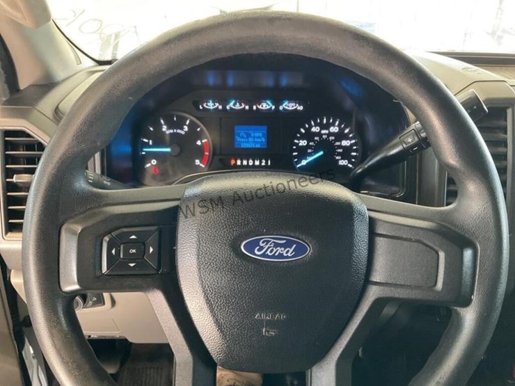 2017-ford-f550-image-16