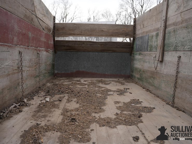 walsh-mfg-barge-box-w/hoist-image-17