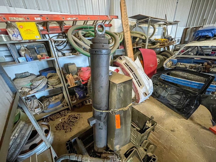 #12179-•-dump-truck-box-ram-(denmark,-wi)-image-7