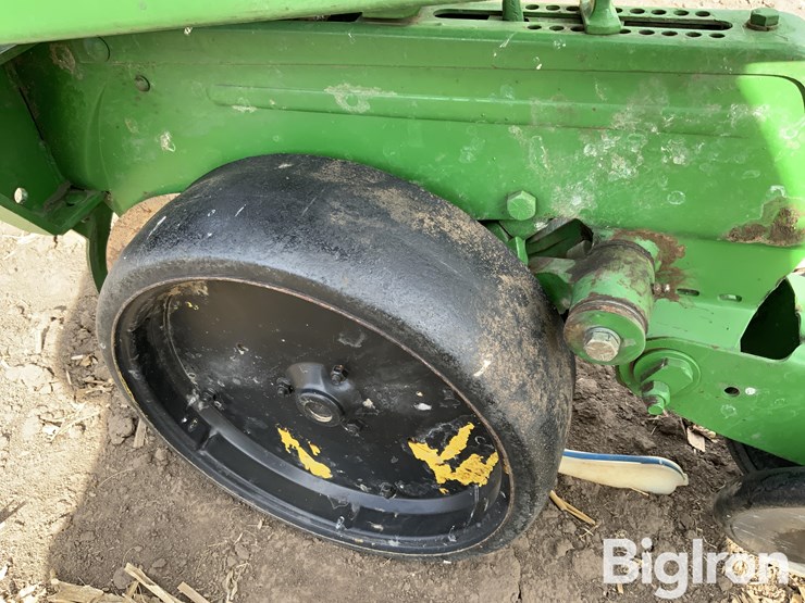 john-deere-37-image-12